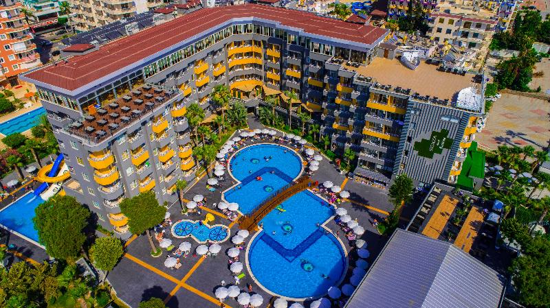 Senza Grand Santana Hotel - Genel