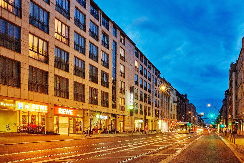 H+ Hotel Berlin-Mitte - Genel