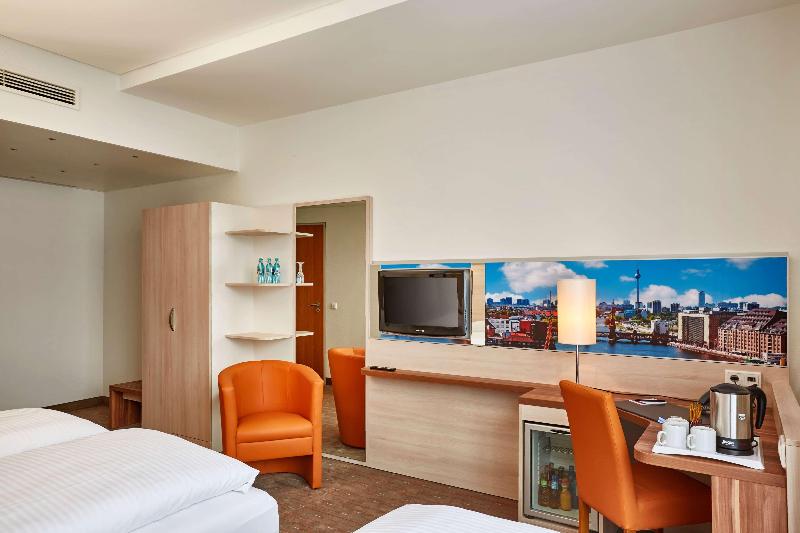 H+ Hotel Berlin-Mitte - Oda