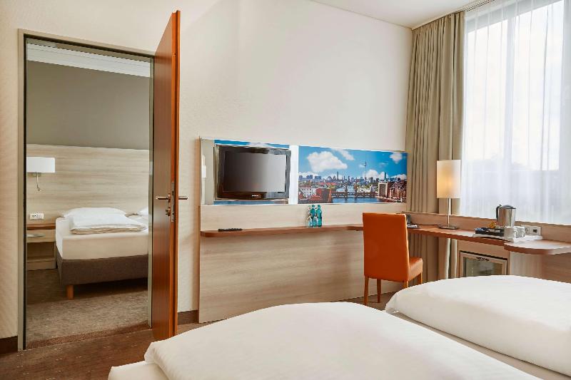 H+ Hotel Berlin-Mitte - Oda