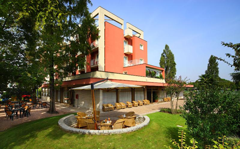 Hotel Aqua - Genel