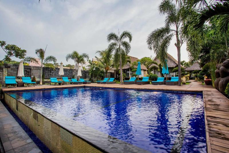 Bay Shore Huts Lembongan - Havuz