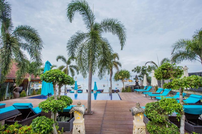 Bay Shore Huts Lembongan - Havuz