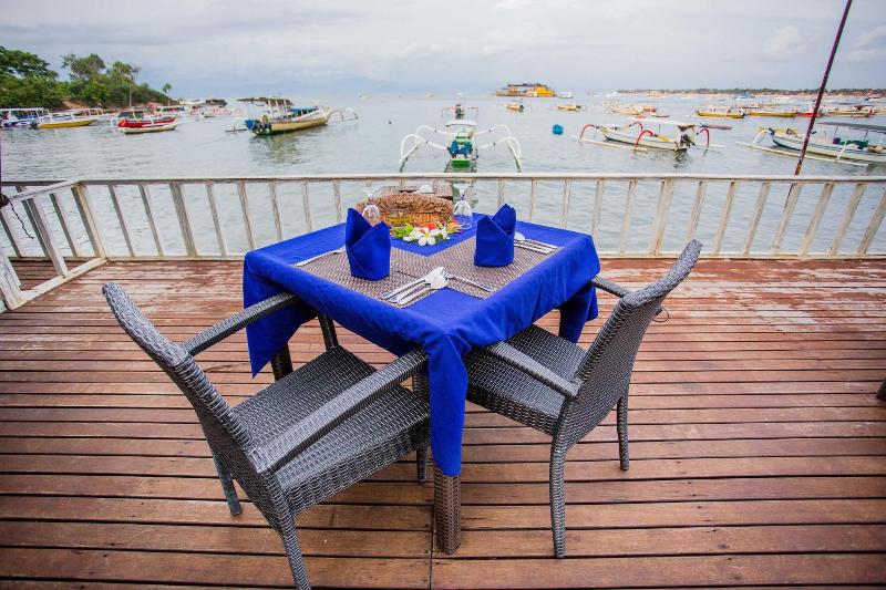 Bay Shore Huts Lembongan - Restoran