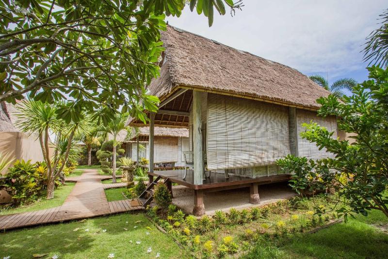 Bay Shore Huts Lembongan - Teras