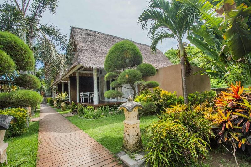 Bay Shore Huts Lembongan - Teras