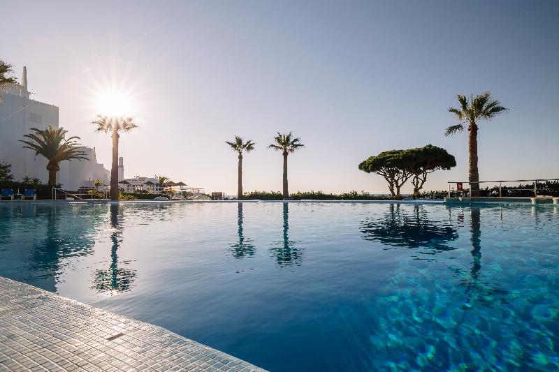 Grand Muthu Oura View Beach Club - Havuz