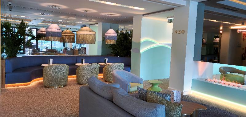 Aquashow Park Hotel - Lobi