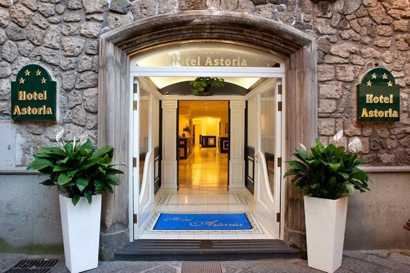 Astoria Sorrento - Genel