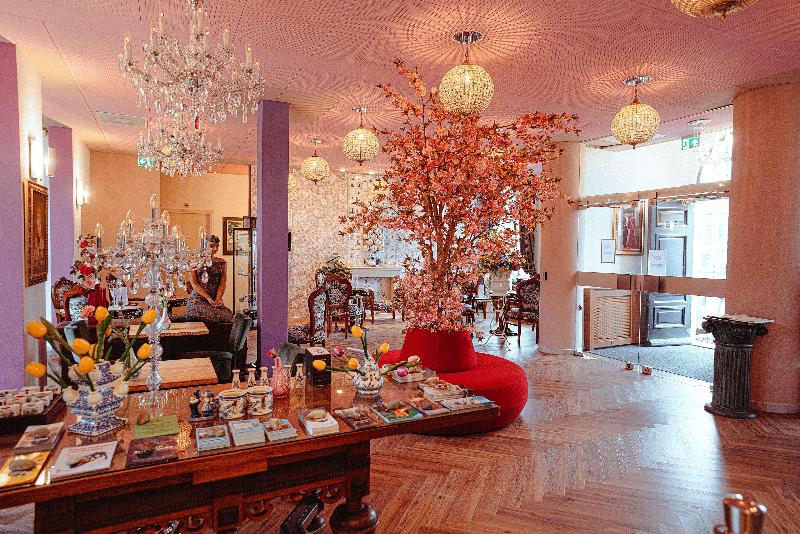 Grand Museum Hotel, BW Signature Collection - Lobi