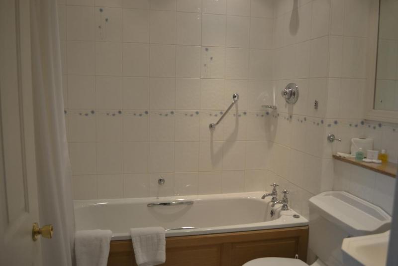 Fernhill Hotel - Genel