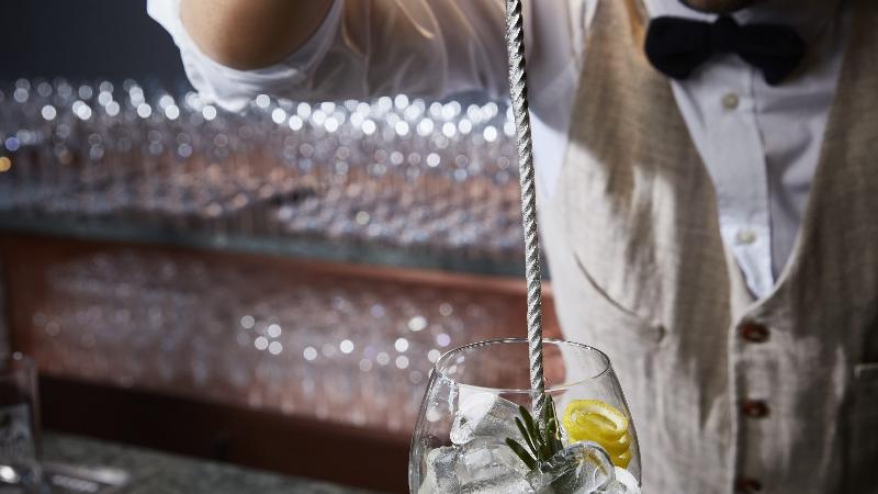 HUUS Gstaad Hotel - Bar