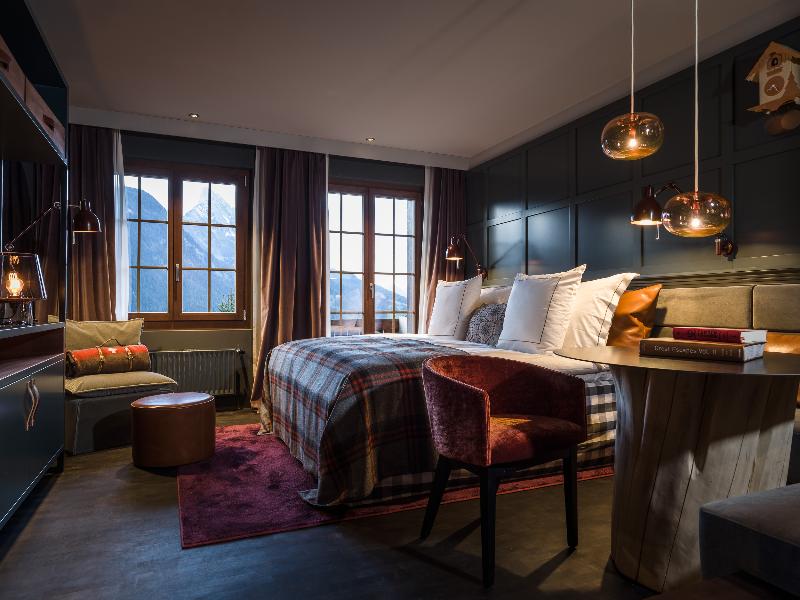 HUUS Gstaad Hotel - Oda