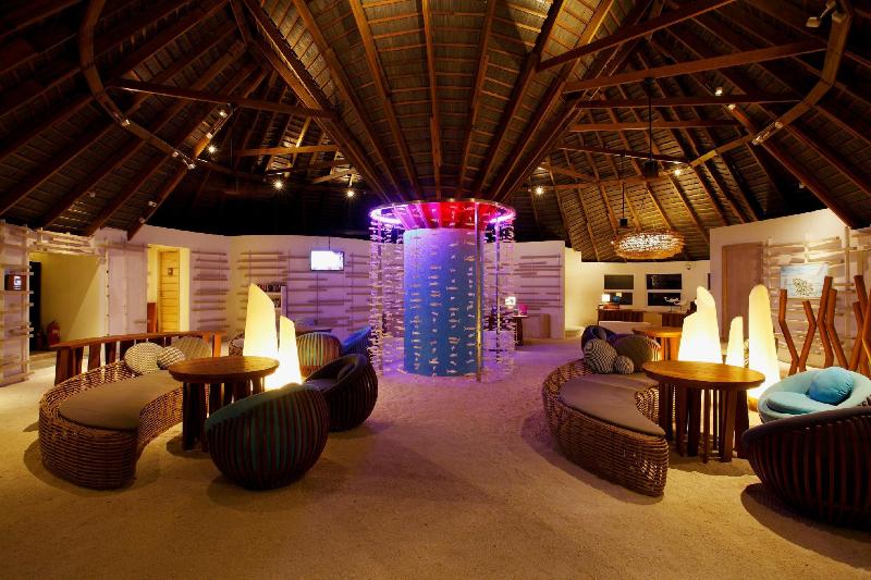 Centara Ras Fushi Resort & Spa Maldives - Lobi