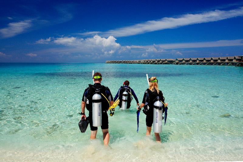 Centara Ras Fushi Resort & Spa Maldives - Genel
