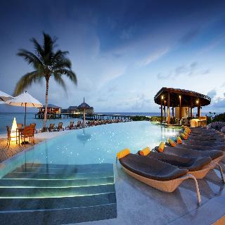 Centara Ras Fushi Resort & Spa Maldives fotoÄŸrafÄ±