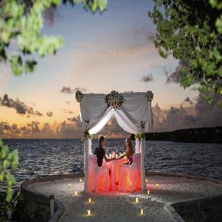 Centara Ras Fushi Resort & Spa Maldives fotoÄŸrafÄ±