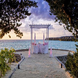 Centara Ras Fushi Resort & Spa Maldives fotoÄŸrafÄ±