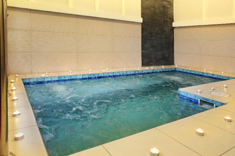 Swiss-Belinn Balikpapan - Havuz