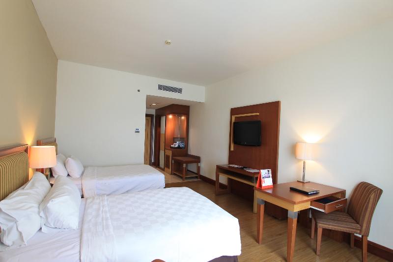 Swiss-Belhotel Maleosan Manado - Oda