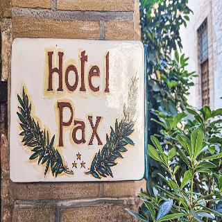Hotel Pax