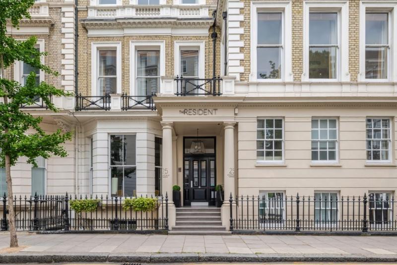 The Resident Kensington - Genel