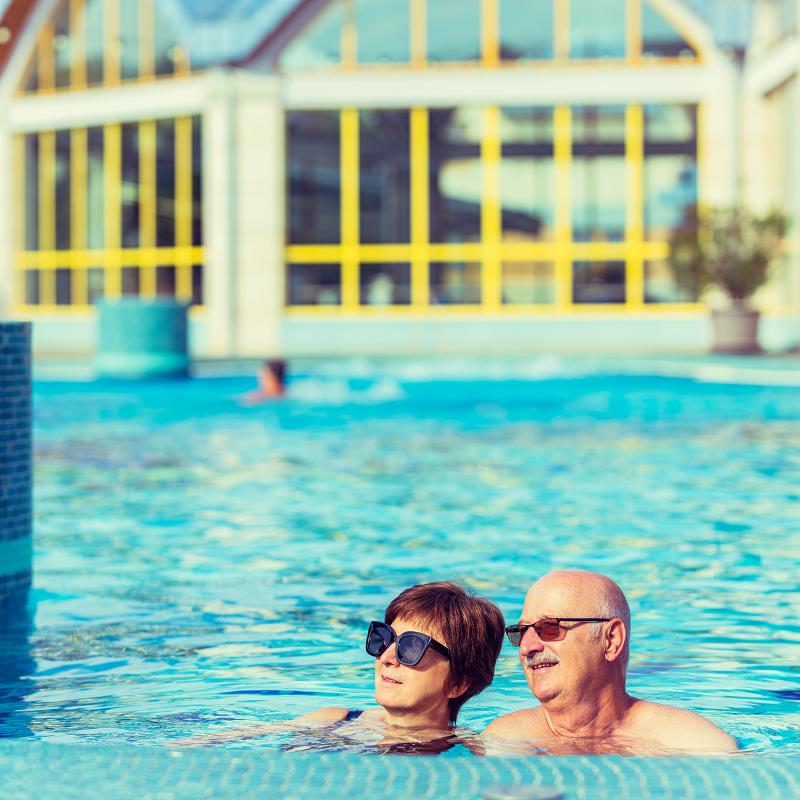 Park Inn by Radisson Sarvar Resort & Spa - Havuz
