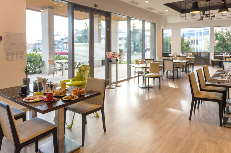 Park Inn by Radisson Sarvar Resort & Spa - Restoran