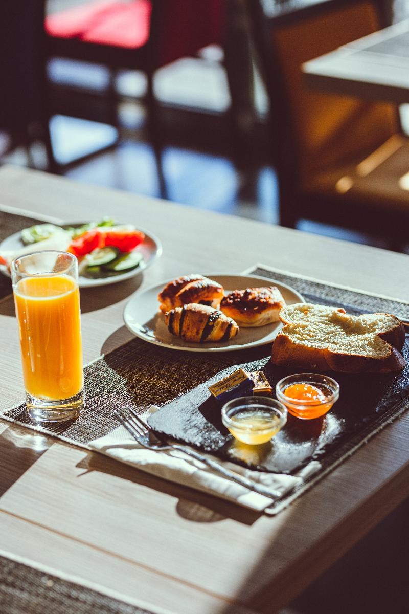 Park Inn by Radisson Sarvar Resort & Spa - Restoran