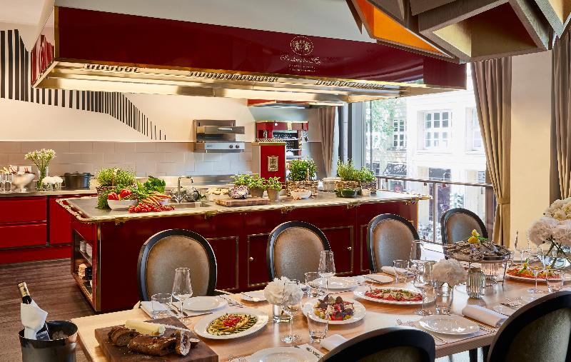 Breidenbacher Hof - Toplantı
