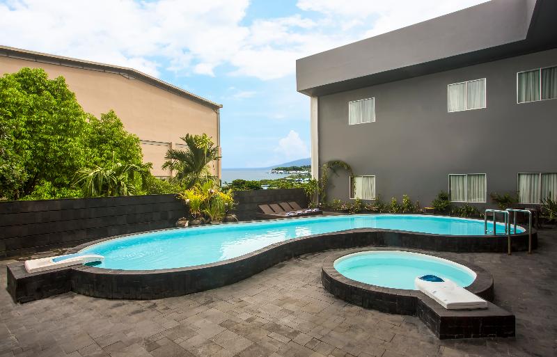 Swiss-Belhotel Manokwari - Havuz
