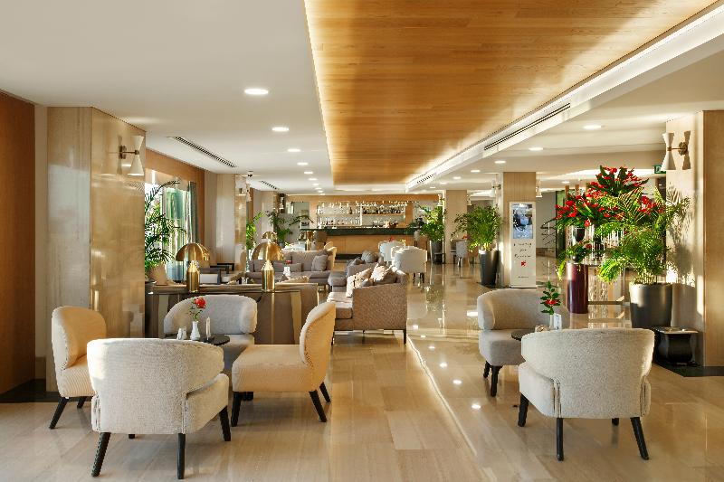 Corendon Playa Kemer - Lobi