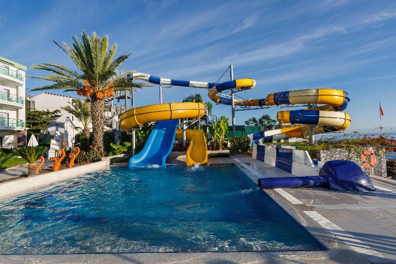 Corendon Playa Kemer - Havuz