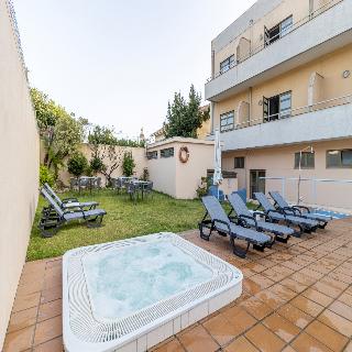La Fontaine fotoÄŸrafÄ±