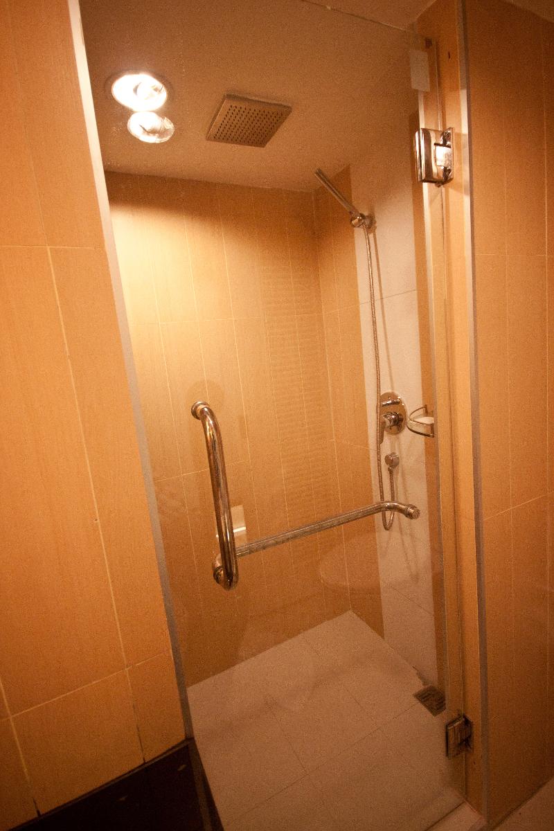 Nimman Mai Design - Oda