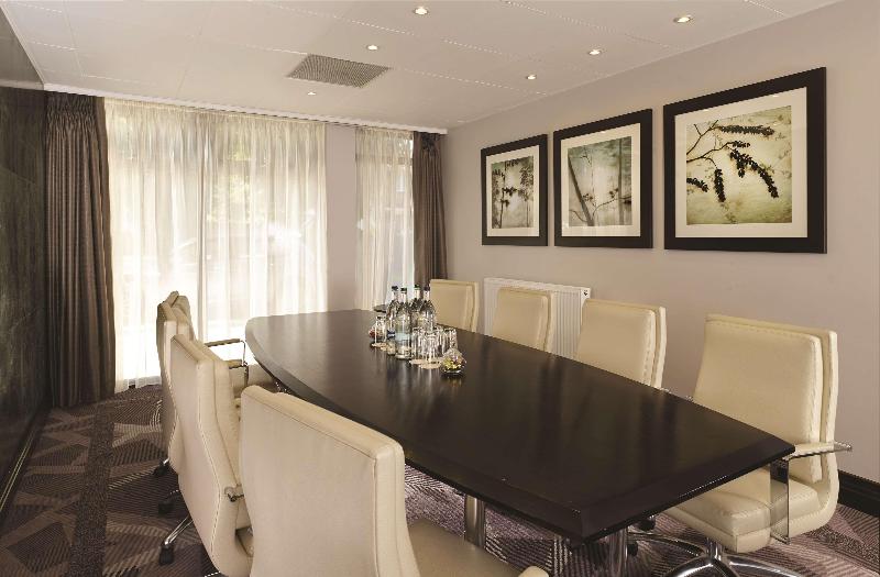 DoubleTree by Hilton London Ealing - Toplantı