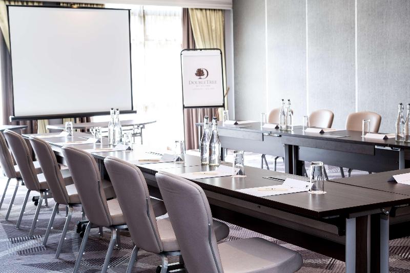 DoubleTree by Hilton London Ealing - Toplantı