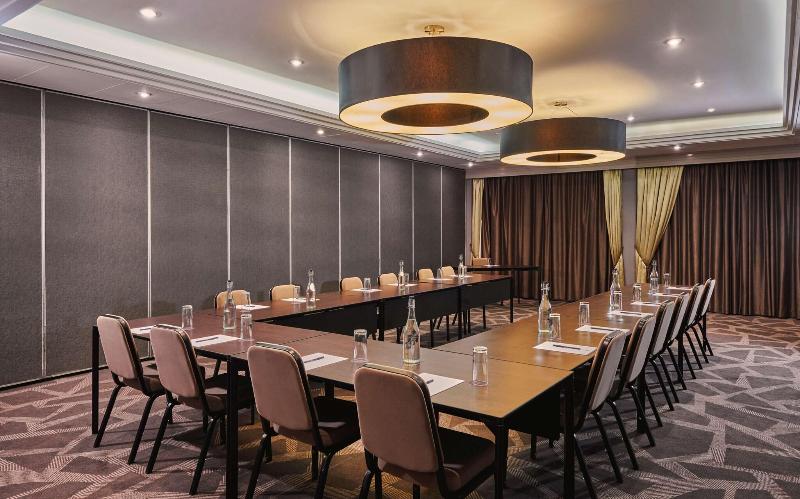 DoubleTree by Hilton London Ealing - Toplantı