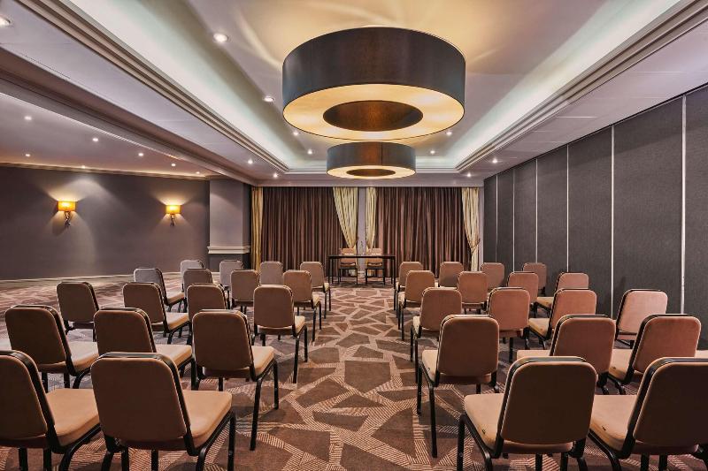 DoubleTree by Hilton London Ealing - Toplantı