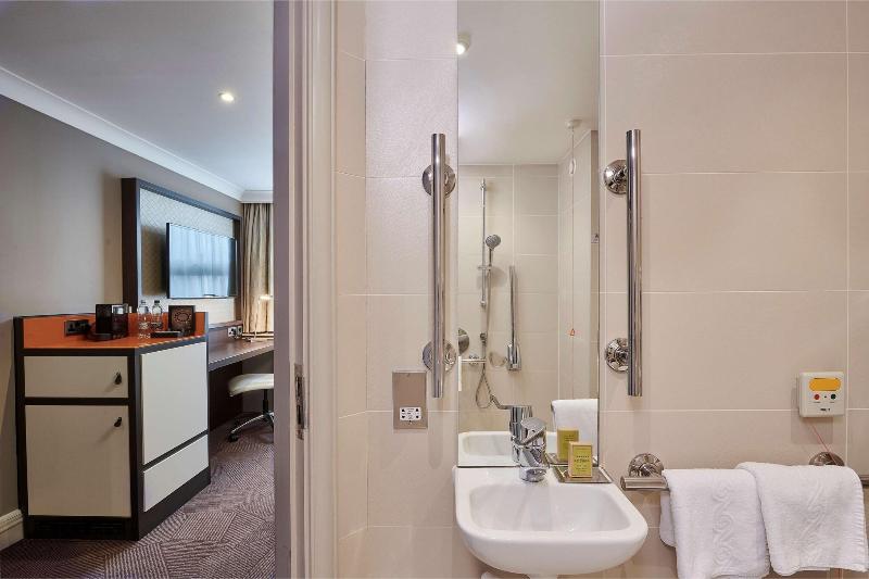 DoubleTree by Hilton London Ealing - Oda