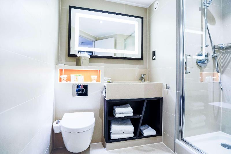 DoubleTree by Hilton London Ealing - Oda