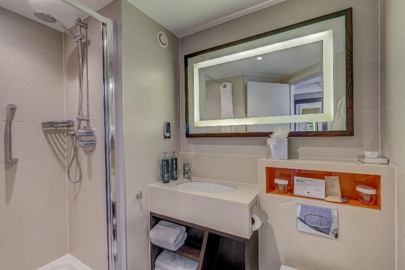 DoubleTree by Hilton London Ealing - Oda