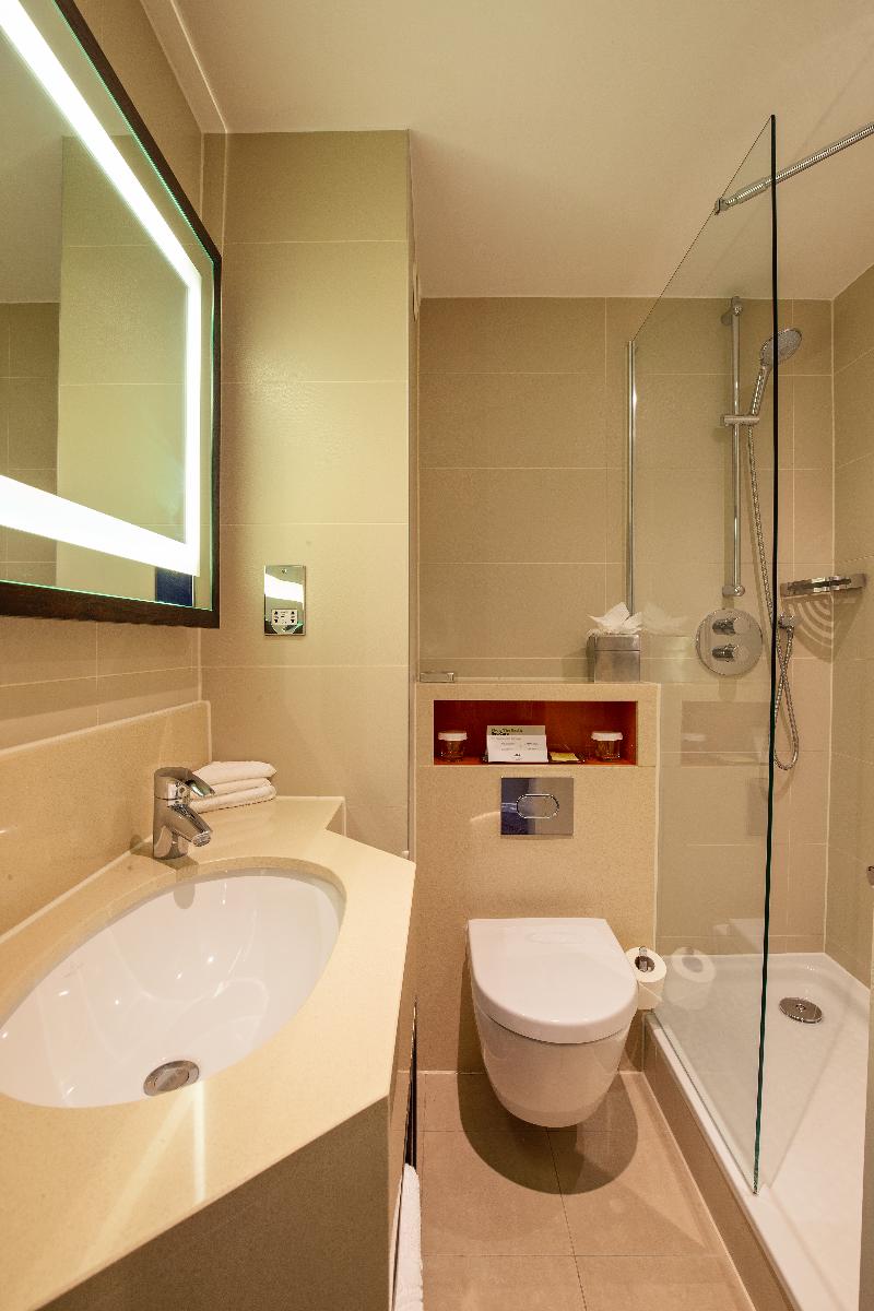 DoubleTree by Hilton London Ealing - Oda