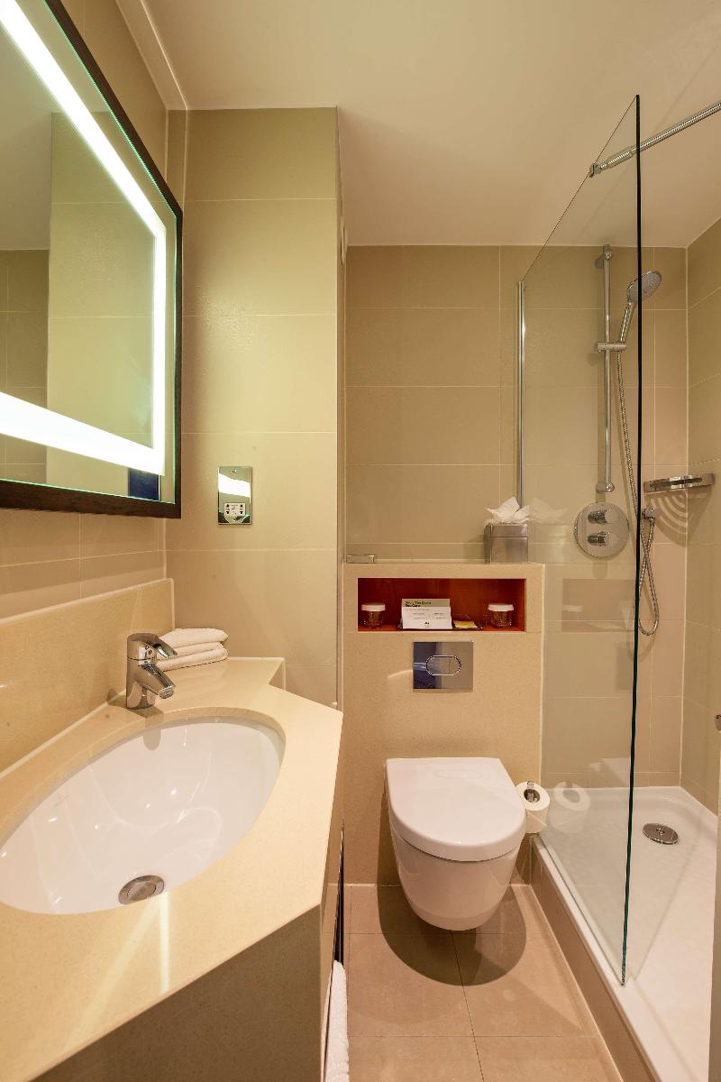 DoubleTree by Hilton London Ealing - Oda