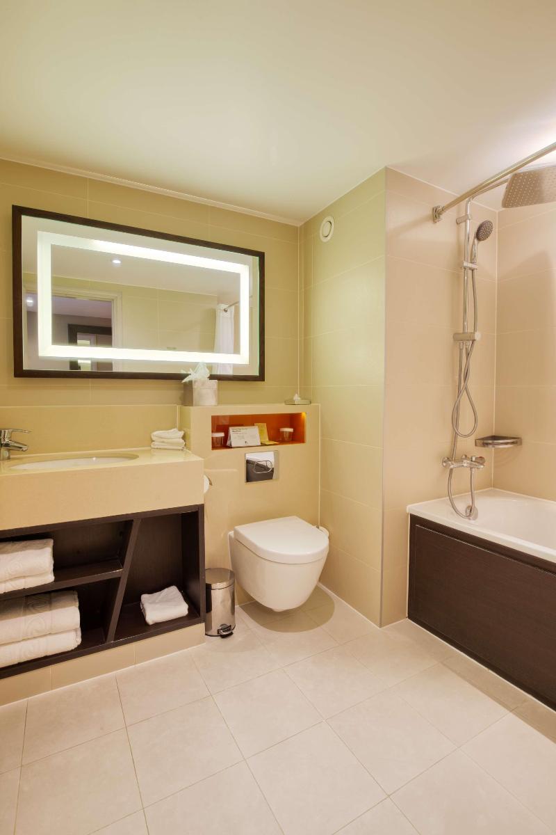 DoubleTree by Hilton London Ealing - Oda