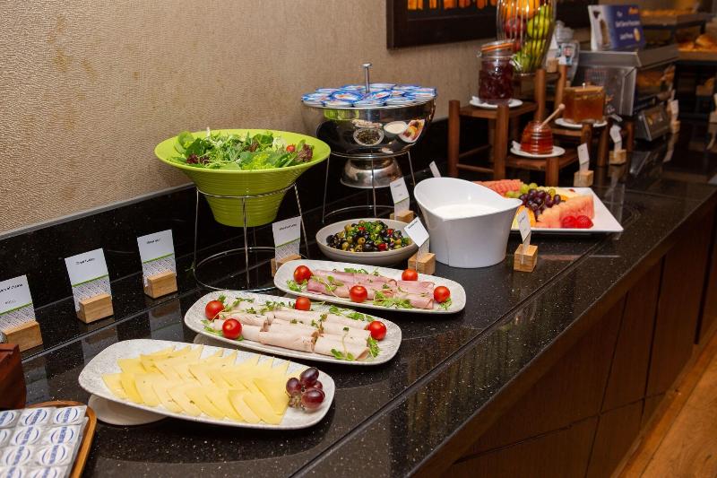 DoubleTree by Hilton London Ealing - Restoran