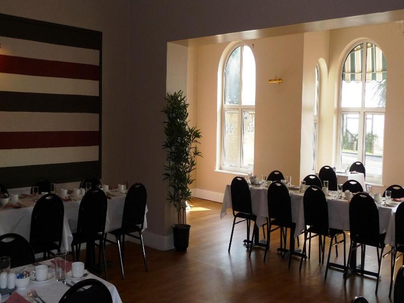 Esplanade Hotel - Lobi