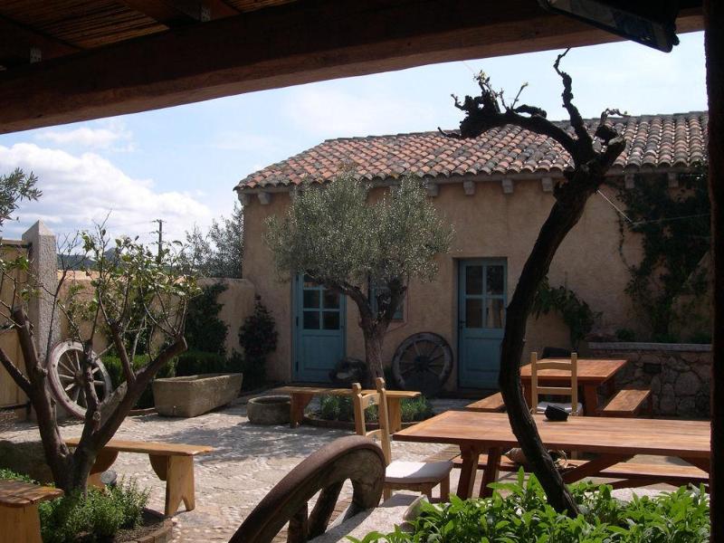 Aethos Sardinia - Genel