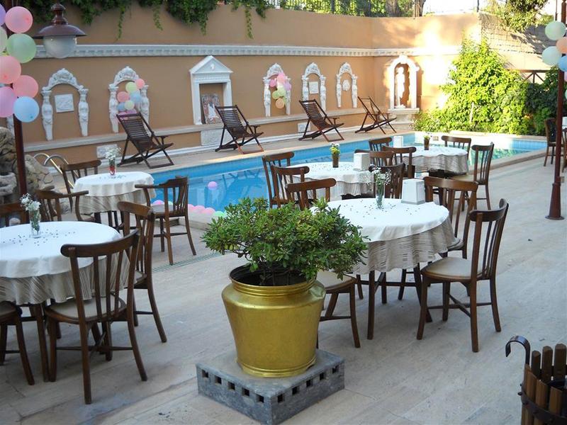 Triana Hotel - Genel