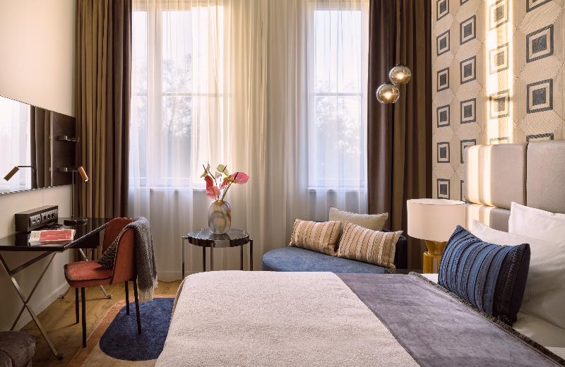 The Posthouse Berlin – Leonardo Limited Edition - Oda